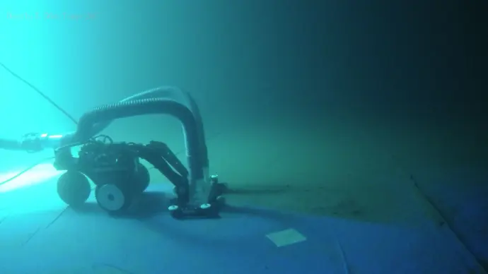 rov-nettoyage-subaqutique