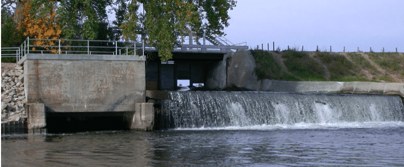 Inspections sous marins Barrage - Piliers de pont - Digues